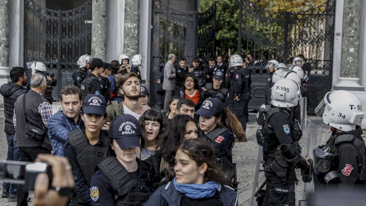 İstanbul Üniversitesi'ndeki 10 Ekim Anmasına Beraat